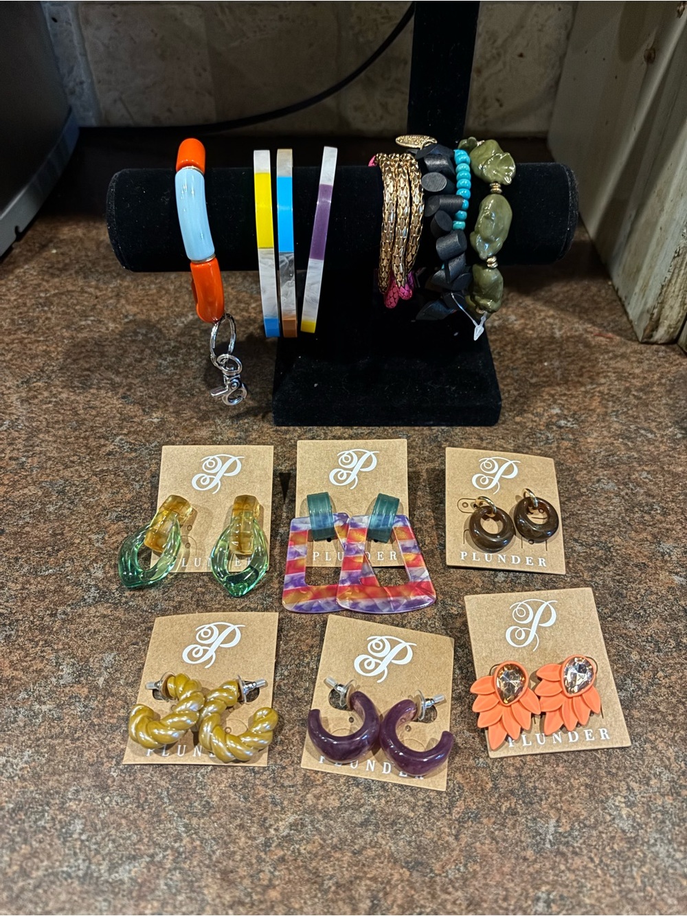 🌿Plunder Assorted Women's Resin Earrings and Bracelets Set - Multicolor